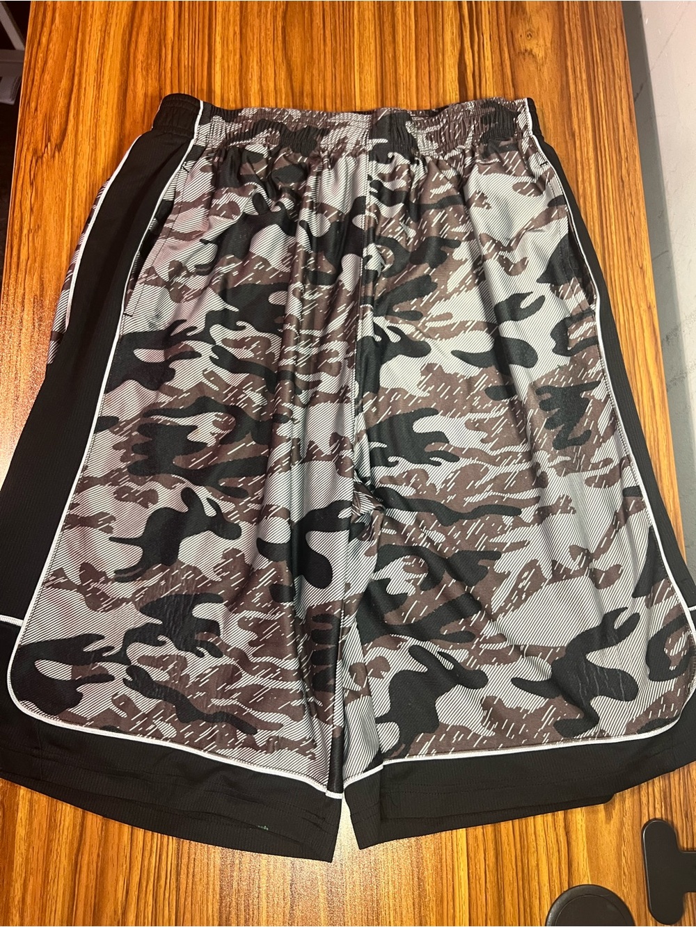 Reebok Men's Gray, Black & Brown Camo Athletic Shorts